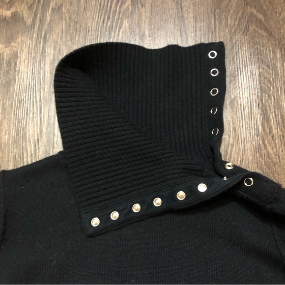Vintage Jacob Snap Button Cropped Turtleneck - Picture 6 of 13